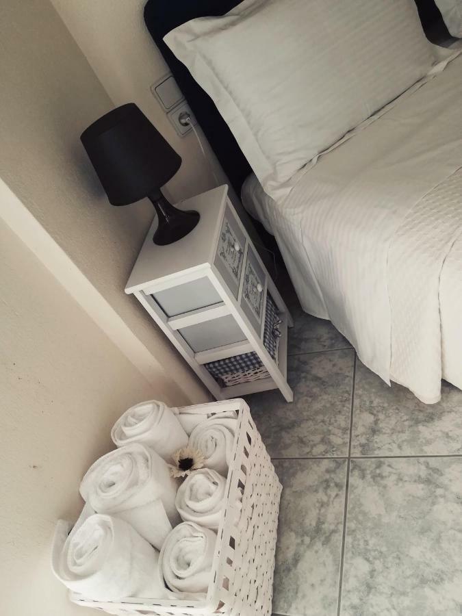 Katerina'S Appartement Nikiána Eksteriør bilde